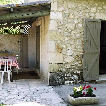 Mas Grimaud - Gite- Studio Et Chambres D'Hotes Familiales Eygalieres  Exterior photo
